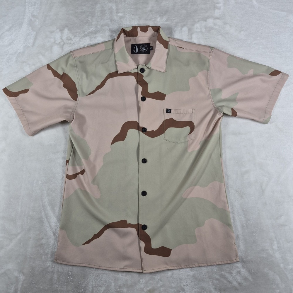 Tachuntfish Button Up Shirt Men's Small Camo Short Sleeve Camp Casual Comfort
